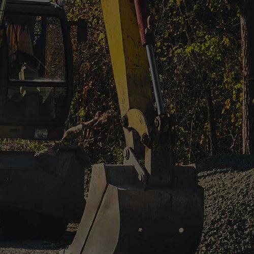 Exploring the Advantages of Wheeled Excavators in the Construction Industry