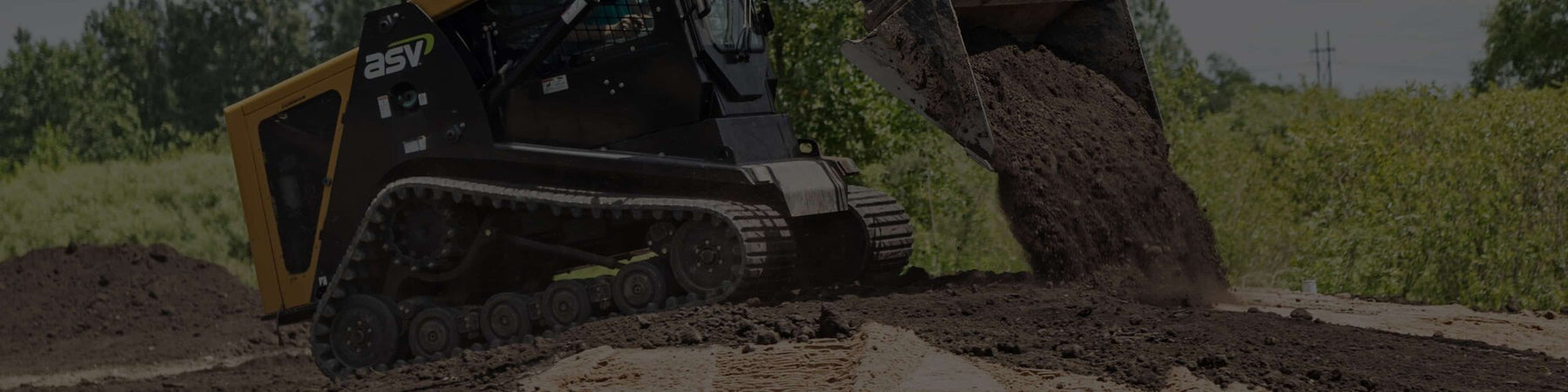 Compact Track Loaders vs Multi Terrain Loaders: How Do They Differ?