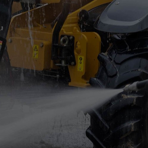 How to Wash Heavy Construction Equipment