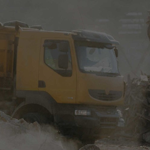 Demolition Essentials: A Guide to Selecting the Right Heavy Equipment