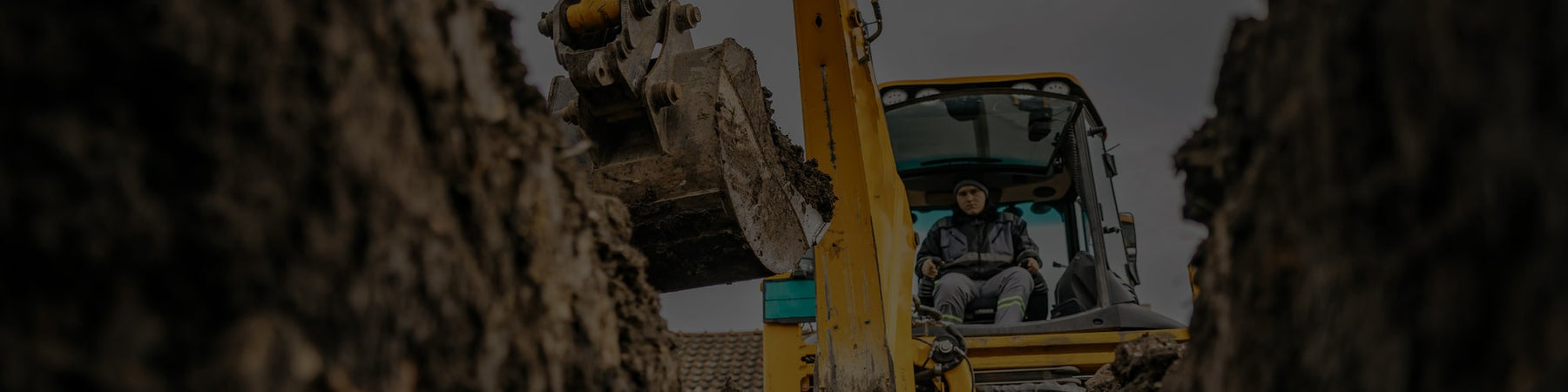 16 Things to Consider Before You Rent an Excavator
