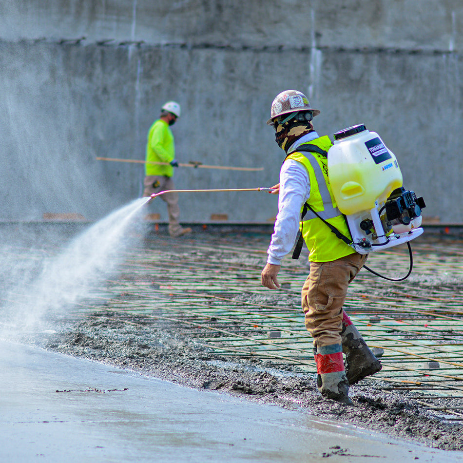 Tomahawk 6.5 Gallon Backpack Concrete Sprayer .5 GPM Gas Finishing Tool for Cement Sealant Curing Stain