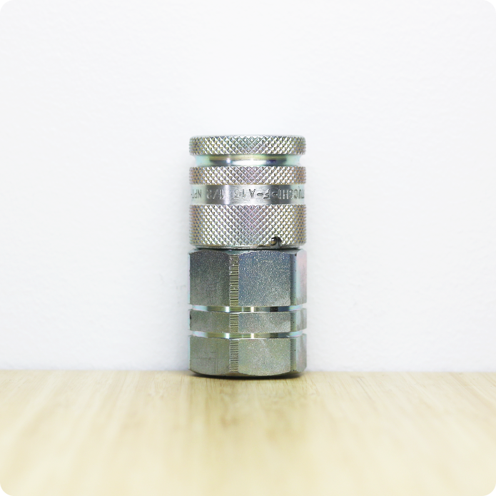 Takeuchi Female Coupler 1/2 Inch